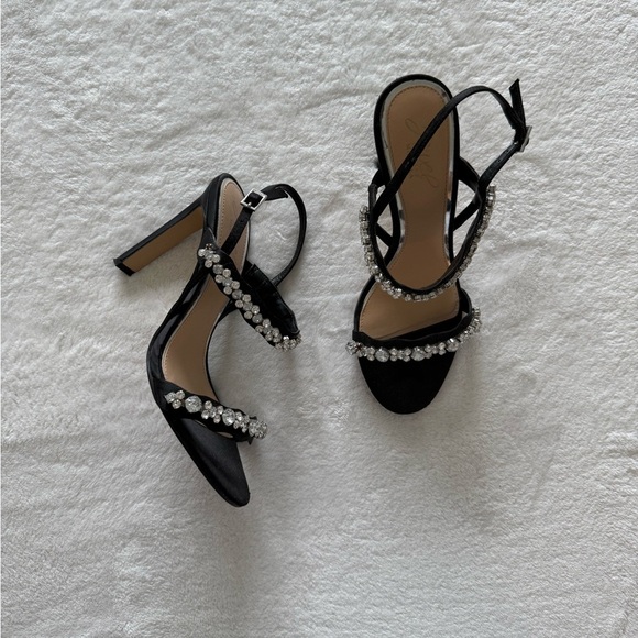 Badgley Mischka Heels - Picture 6 of 8